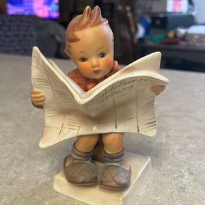 Hummel 184 Latest News Munchener Presse Collectible Figurine